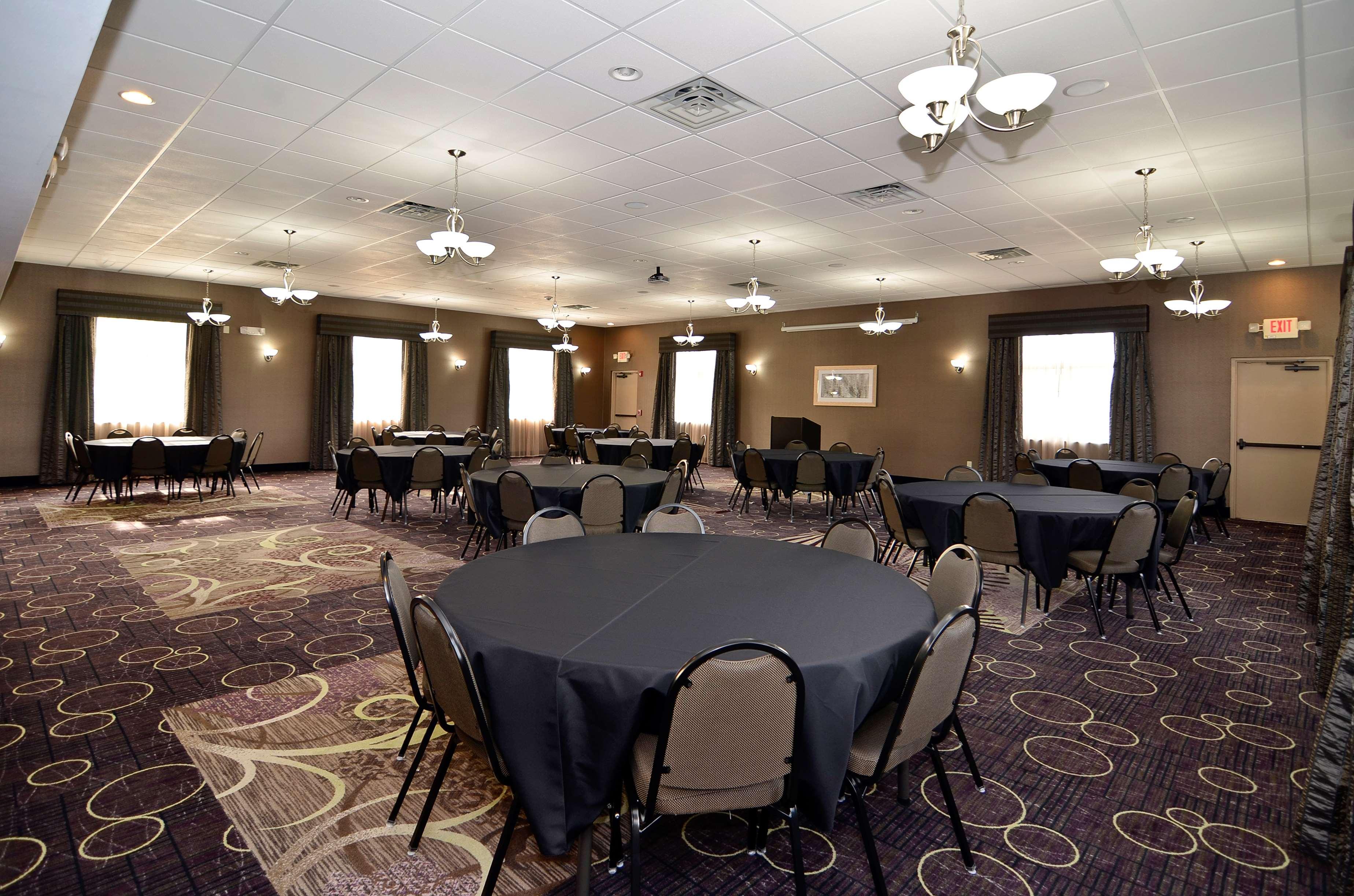 Best Western Plover-Stevens Point Hotel & Conference Center Удобства фото