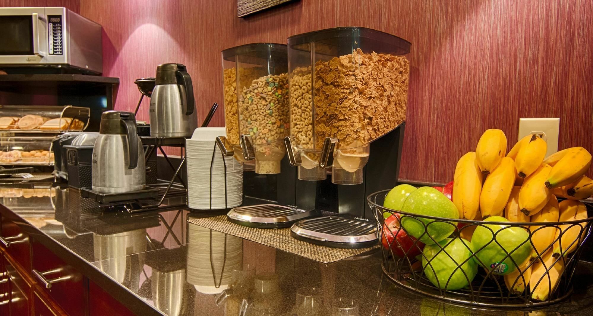 Best Western Plover-Stevens Point Hotel & Conference Center Экстерьер фото